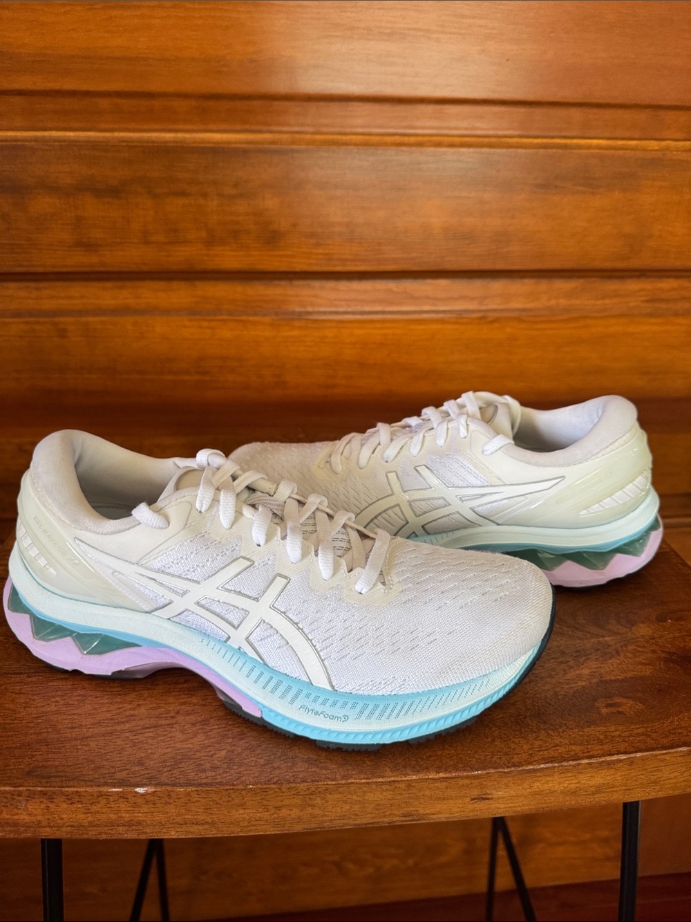 Asics Gel Kayano 27 Women's Running Shoe Size 8.5